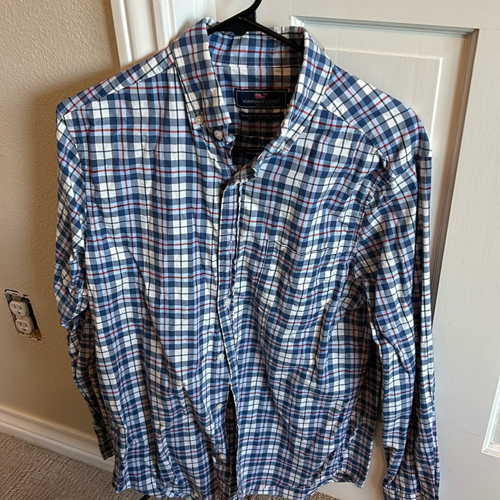 Vineyard Vines, blue plaid button down shirt, men’s size small